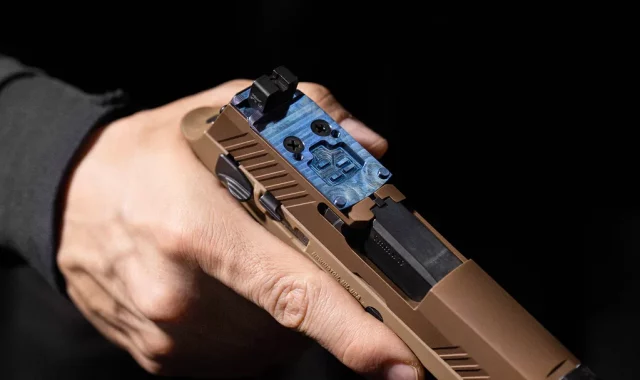 SIG Sauer Titanium Optic Plate
